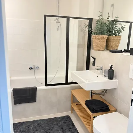 Altbautraum Nah Ddorf-Koeln 2 Zimmer 3 Gaeste Neu