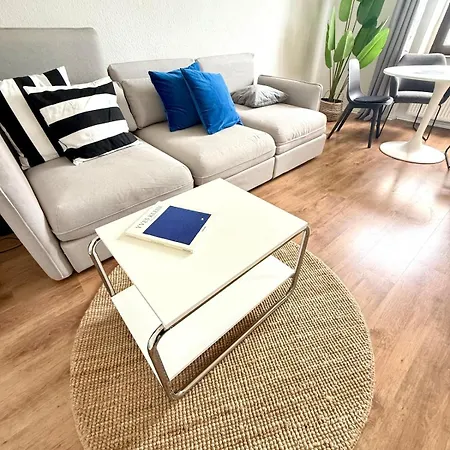 Lejlighed Altbautraum Nah Ddorf-Koeln 2 Zimmer 3 Gaeste Neu *